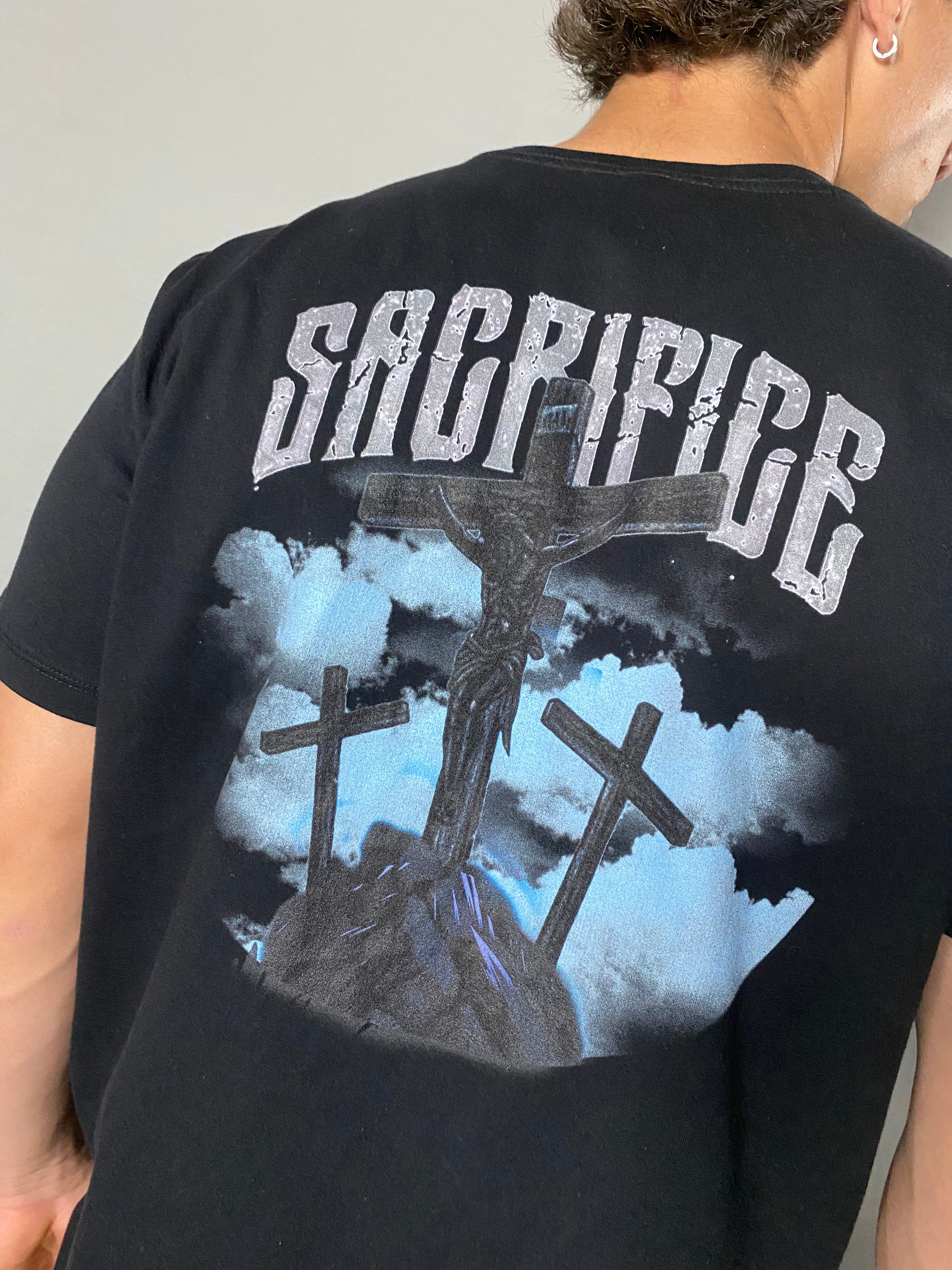 Camiseta - Sacrifice